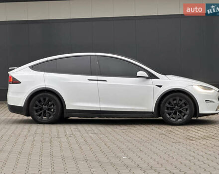 Белый Тесла Модель Х, объемом двигателя 0 л и пробегом 42 тыс. км за 42900 $, фото 9 на Automoto.ua