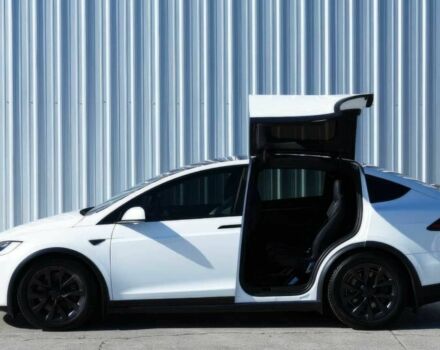 Тесла Модель Х 2022 у Дніпро (Дніпропетровську) на Automoto.ua Білий Тесла Модель Х, об'ємом двигуна 0 л та пробігом 28 тис. км за 10200 $, фото 4 на Automoto.ua