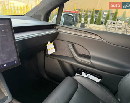 Белый Тесла Модель Х, объемом двигателя 0 л и пробегом 29 тыс. км за 42500 $, фото 10 на Automoto.ua