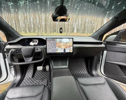 Білий Тесла Модель Х, об'ємом двигуна 0 л та пробігом 70 тис. км за 52500 $, фото 8 на Automoto.ua