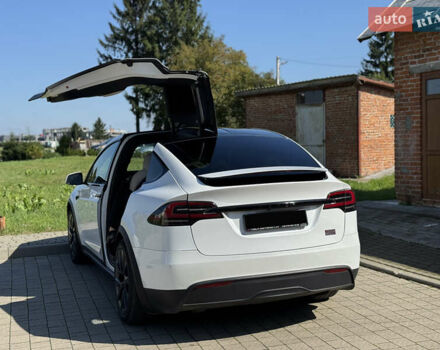 Білий Тесла Модель Х, об'ємом двигуна 0 л та пробігом 12 тис. км за 48900 $, фото 6 на Automoto.ua