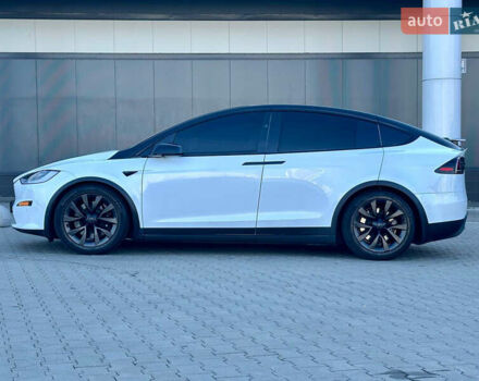 Белый Тесла Модель Х, объемом двигателя 0 л и пробегом 51 тыс. км за 39900 $, фото 8 на Automoto.ua