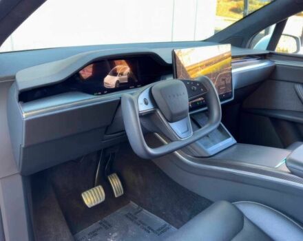 Белый Тесла Модель Х, объемом двигателя 0 л и пробегом 27 тыс. км за 31800 $, фото 5 на Automoto.ua