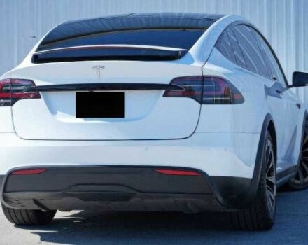 Белый Тесла Модель Х, объемом двигателя 0 л и пробегом 45 тыс. км за 21200 $, фото 3 на Automoto.ua