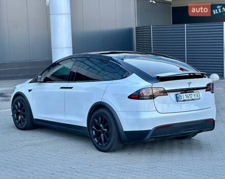 Белый Тесла Модель Х, объемом двигателя 0 л и пробегом 51 тыс. км за 39900 $, фото 10 на Automoto.ua