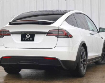 Белый Тесла Модель Х, объемом двигателя 0 л и пробегом 27 тыс. км за 31800 $, фото 3 на Automoto.ua