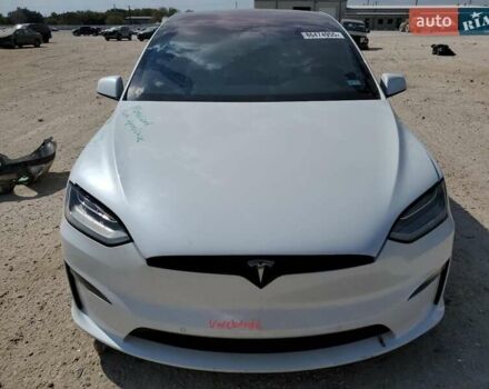 Белый Тесла Модель Х, объемом двигателя 0 л и пробегом 57 тыс. км за 18000 $, фото 4 на Automoto.ua