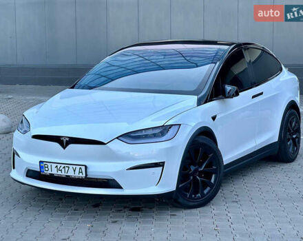 Белый Тесла Модель Х, объемом двигателя 0 л и пробегом 51 тыс. км за 39900 $, фото 6 на Automoto.ua