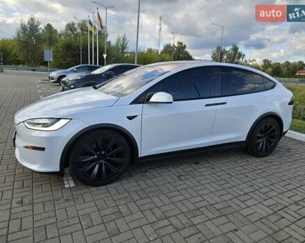 Білий Тесла Модель Х, об'ємом двигуна 0 л та пробігом 113 тис. км за 45999 $, фото 2 на Automoto.ua