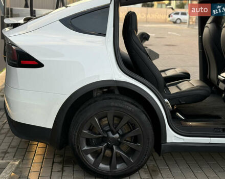 Белый Тесла Модель Х, объемом двигателя 0 л и пробегом 29 тыс. км за 42500 $, фото 23 на Automoto.ua