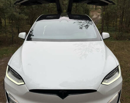 Білий Тесла Модель Х, об'ємом двигуна 0 л та пробігом 70 тис. км за 52500 $, фото 1 на Automoto.ua