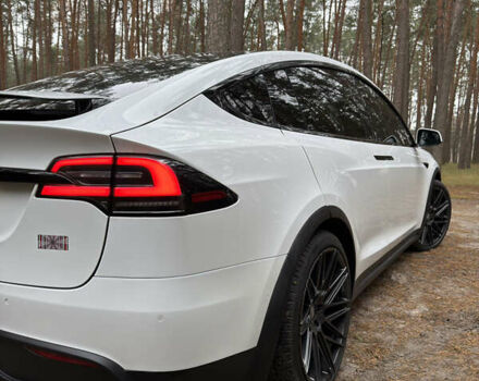 Білий Тесла Модель Х, об'ємом двигуна 0 л та пробігом 70 тис. км за 52500 $, фото 2 на Automoto.ua