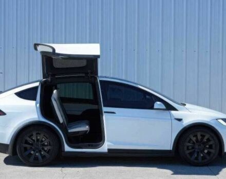 Белый Тесла Модель Х, объемом двигателя 0 л и пробегом 45 тыс. км за 21200 $, фото 9 на Automoto.ua