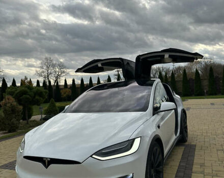 Белый Тесла Модель Х, объемом двигателя 0 л и пробегом 30 тыс. км за 63000 $, фото 20 на Automoto.ua