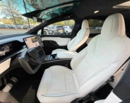 Белый Тесла Модель Х, объемом двигателя 0 л и пробегом 14 тыс. км за 19500 $, фото 11 на Automoto.ua