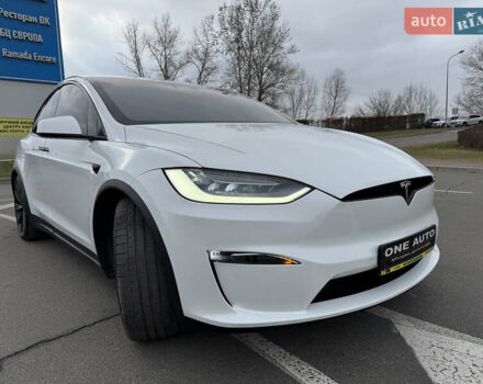 Белый Тесла Модель Х, объемом двигателя 0 л и пробегом 6 тыс. км за 54990 $, фото 4 на Automoto.ua