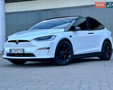 Белый Тесла Модель Х, объемом двигателя 0 л и пробегом 51 тыс. км за 39900 $, фото 5 на Automoto.ua