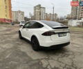 Белый Тесла Модель Х, объемом двигателя 0 л и пробегом 29 тыс. км за 55900 $, фото 6 на Automoto.ua