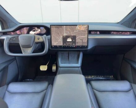 Белый Тесла Модель Х, объемом двигателя 0 л и пробегом 27 тыс. км за 31800 $, фото 14 на Automoto.ua