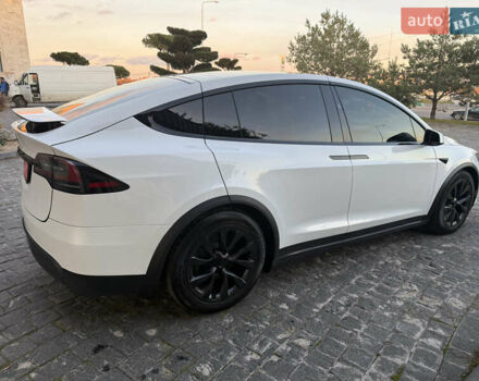 Білий Тесла Модель Х, об'ємом двигуна 0 л та пробігом 29 тис. км за 42500 $, фото 3 на Automoto.ua