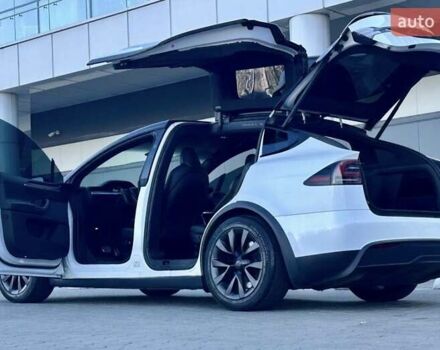 Білий Тесла Модель Х, об'ємом двигуна 0 л та пробігом 51 тис. км за 39500 $, фото 16 на Automoto.ua