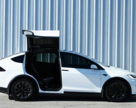 Тесла Модель Х 2022 у Дніпро (Дніпропетровську) на Automoto.ua Білий Тесла Модель Х, об'ємом двигуна 0 л та пробігом 28 тис. км за 10200 $, фото 3 на Automoto.ua