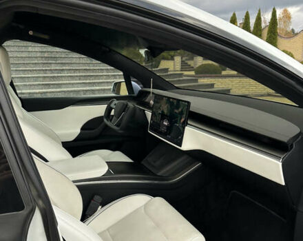 Белый Тесла Модель Х, объемом двигателя 0 л и пробегом 30 тыс. км за 63000 $, фото 19 на Automoto.ua