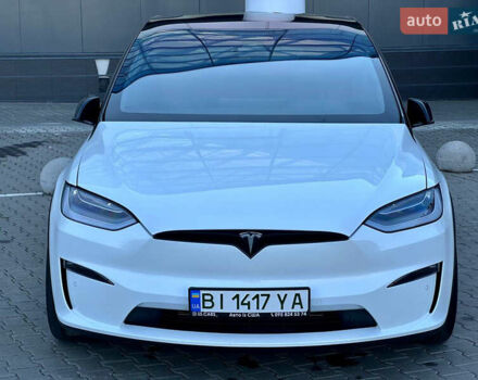 Белый Тесла Модель Х, объемом двигателя 0 л и пробегом 51 тыс. км за 39900 $, фото 4 на Automoto.ua