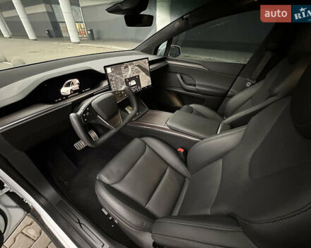 Белый Тесла Модель Х, объемом двигателя 0 л и пробегом 42 тыс. км за 42900 $, фото 25 на Automoto.ua