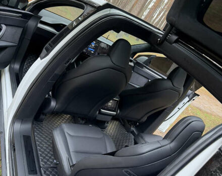 Білий Тесла Модель Х, об'ємом двигуна 0 л та пробігом 70 тис. км за 52500 $, фото 10 на Automoto.ua