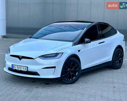 Белый Тесла Модель Х, объемом двигателя 0 л и пробегом 51 тыс. км за 39900 $, фото 7 на Automoto.ua