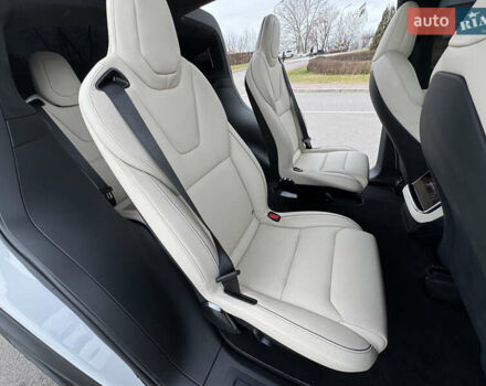 Белый Тесла Модель Х, объемом двигателя 0 л и пробегом 6 тыс. км за 54990 $, фото 29 на Automoto.ua