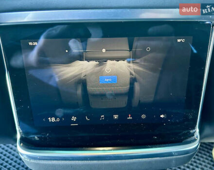 Белый Тесла Модель Х, объемом двигателя 0 л и пробегом 51 тыс. км за 39900 $, фото 28 на Automoto.ua