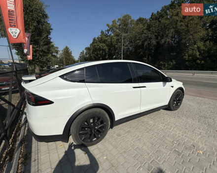 Білий Тесла Модель Х, об'ємом двигуна 0 л та пробігом 110 тис. км за 49500 $, фото 1 на Automoto.ua