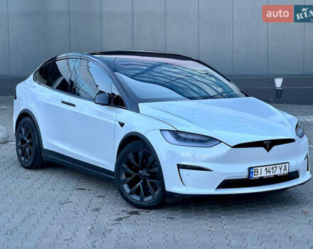 Белый Тесла Модель Х, объемом двигателя 0 л и пробегом 51 тыс. км за 39900 $, фото 1 на Automoto.ua