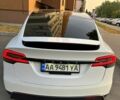 Білий Тесла Модель Х, об'ємом двигуна 0 л та пробігом 27 тис. км за 75000 $, фото 5 на Automoto.ua