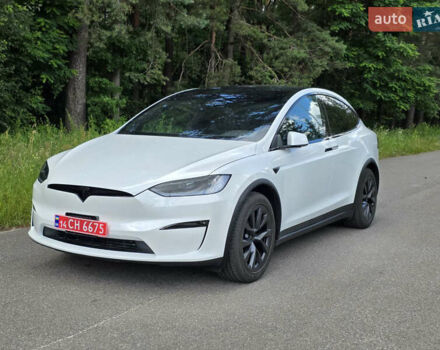 Белый Тесла Модель Х, объемом двигателя 0 л и пробегом 45 тыс. км за 45500 $, фото 4 на Automoto.ua