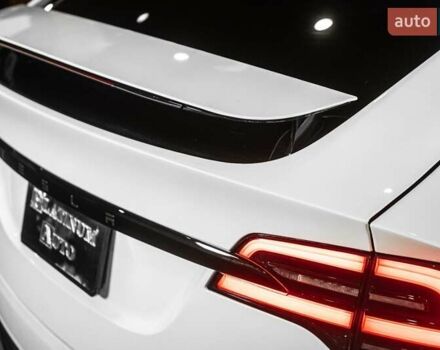 Білий Тесла Модель Х, об'ємом двигуна 0 л та пробігом 25 тис. км за 55900 $, фото 61 на Automoto.ua