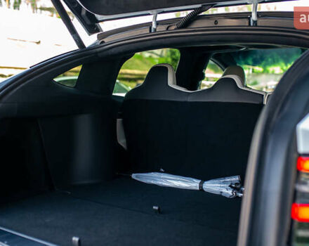 Білий Тесла Модель Х, об'ємом двигуна 0 л та пробігом 54 тис. км за 69000 $, фото 27 на Automoto.ua