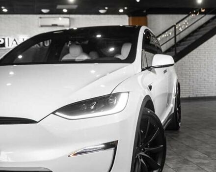 Білий Тесла Модель Х, об'ємом двигуна 0 л та пробігом 25 тис. км за 55900 $, фото 24 на Automoto.ua