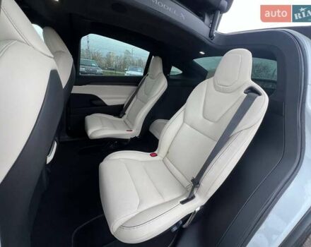 Белый Тесла Модель Х, объемом двигателя 0 л и пробегом 31 тыс. км за 68000 $, фото 38 на Automoto.ua