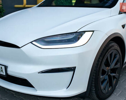 Білий Тесла Модель Х, об'ємом двигуна 0 л та пробігом 54 тис. км за 69000 $, фото 3 на Automoto.ua