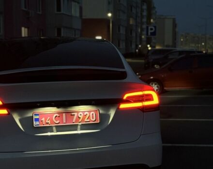 Білий Тесла Модель Х, об'ємом двигуна 0 л та пробігом 87 тис. км за 46000 $, фото 20 на Automoto.ua