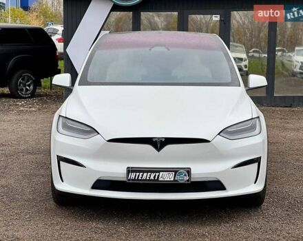Белый Тесла Модель Х, объемом двигателя 0 л и пробегом 31 тыс. км за 68000 $, фото 12 на Automoto.ua
