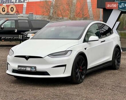 Белый Тесла Модель Х, объемом двигателя 0 л и пробегом 31 тыс. км за 68000 $, фото 2 на Automoto.ua