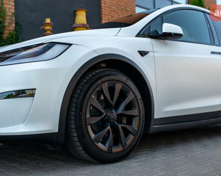 Білий Тесла Модель Х, об'ємом двигуна 0 л та пробігом 54 тис. км за 69000 $, фото 5 на Automoto.ua