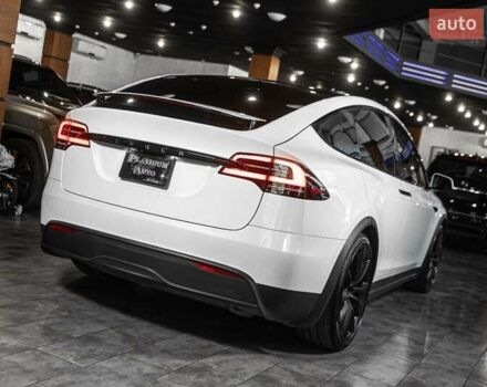 Білий Тесла Модель Х, об'ємом двигуна 0 л та пробігом 25 тис. км за 55900 $, фото 65 на Automoto.ua