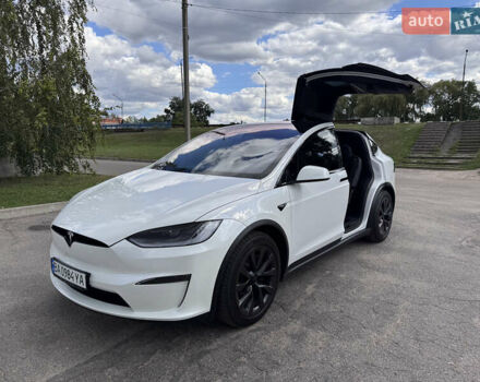 Белый Тесла Модель Х, объемом двигателя 0 л и пробегом 40 тыс. км за 67800 $, фото 15 на Automoto.ua