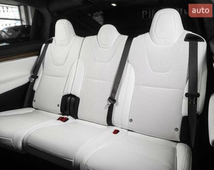 Білий Тесла Модель Х, об'ємом двигуна 0 л та пробігом 25 тис. км за 55900 $, фото 11 на Automoto.ua