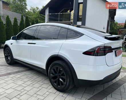 Білий Тесла Модель Х, об'ємом двигуна 0 л та пробігом 20 тис. км за 47500 $, фото 18 на Automoto.ua